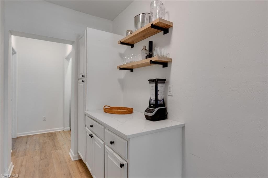5118 York CT-10