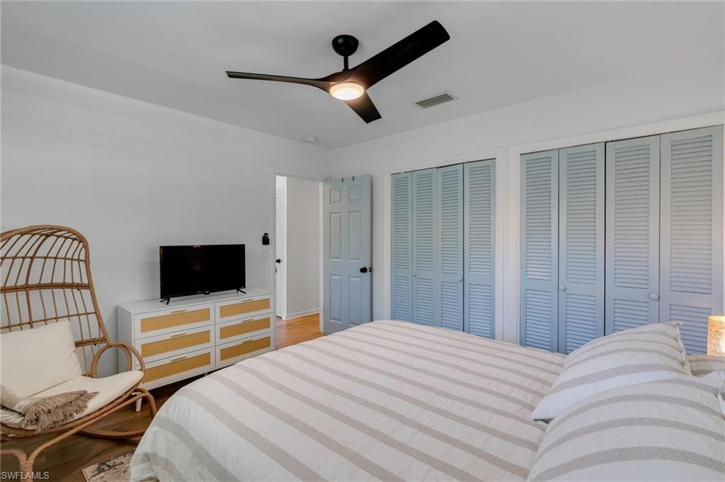 5118 York CT-18