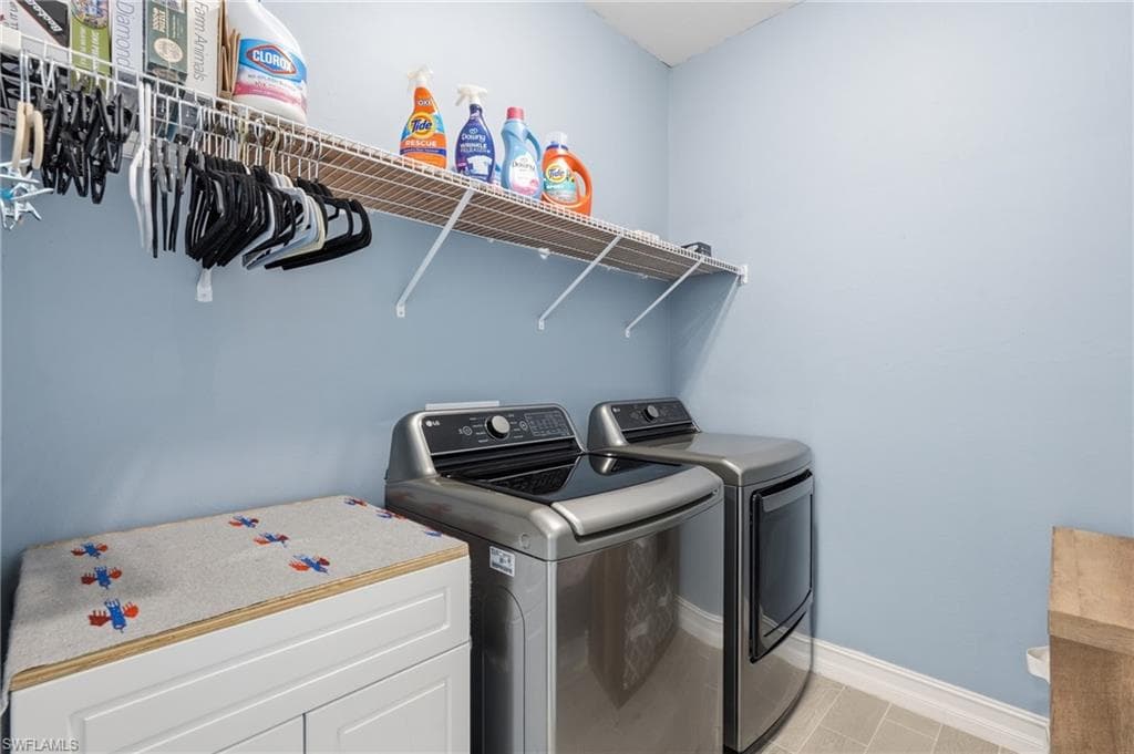 628 Parkshore Lake AVE-26