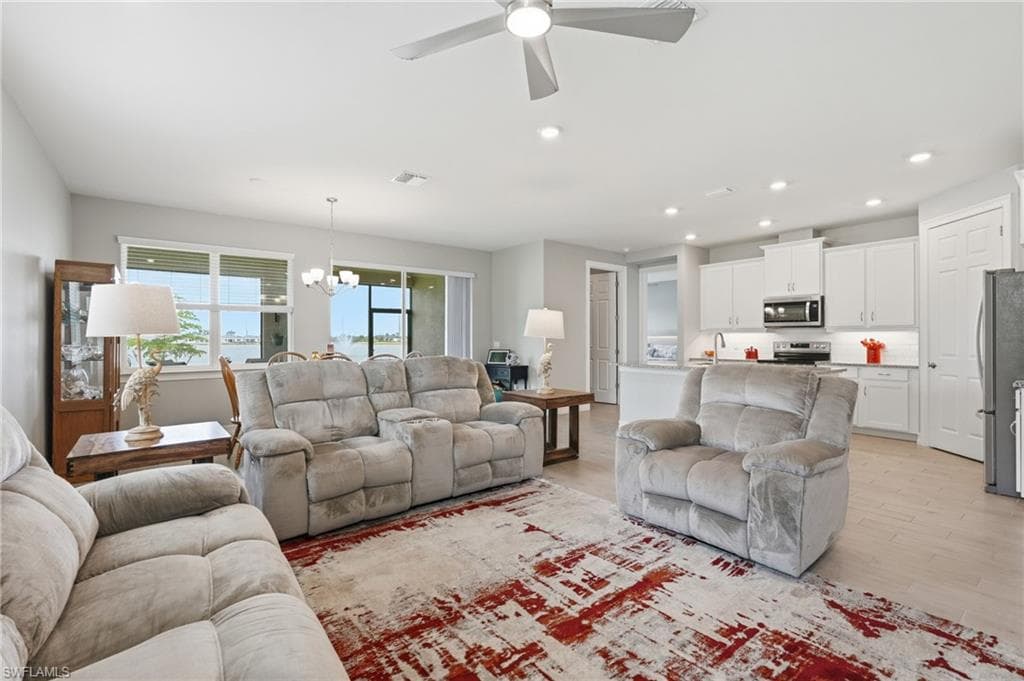 628 Parkshore Lake AVE-5