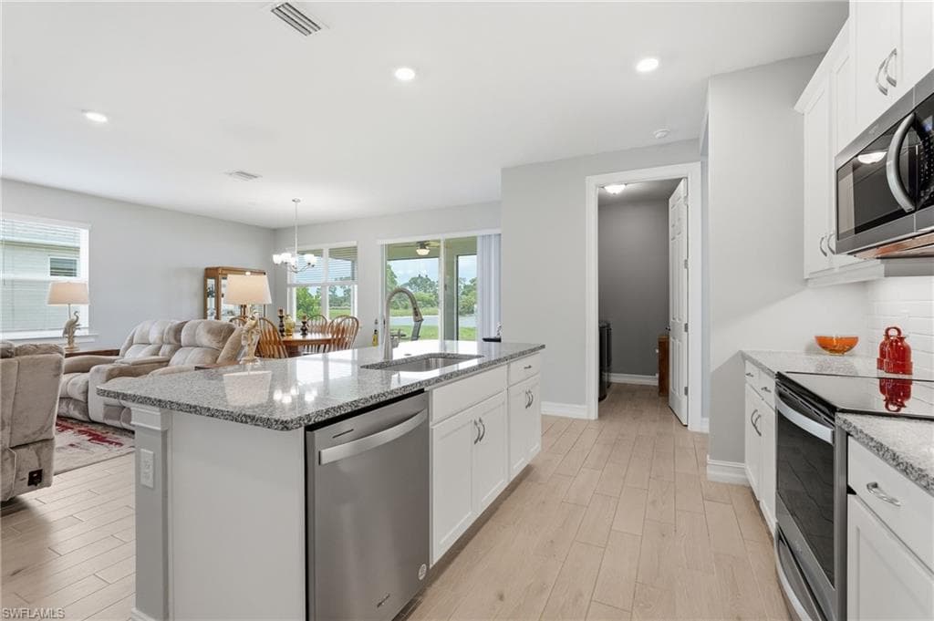 628 Parkshore Lake AVE-12