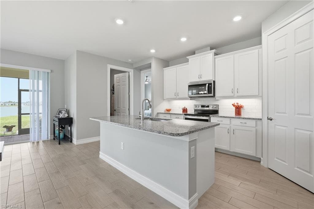 628 Parkshore Lake AVE-6