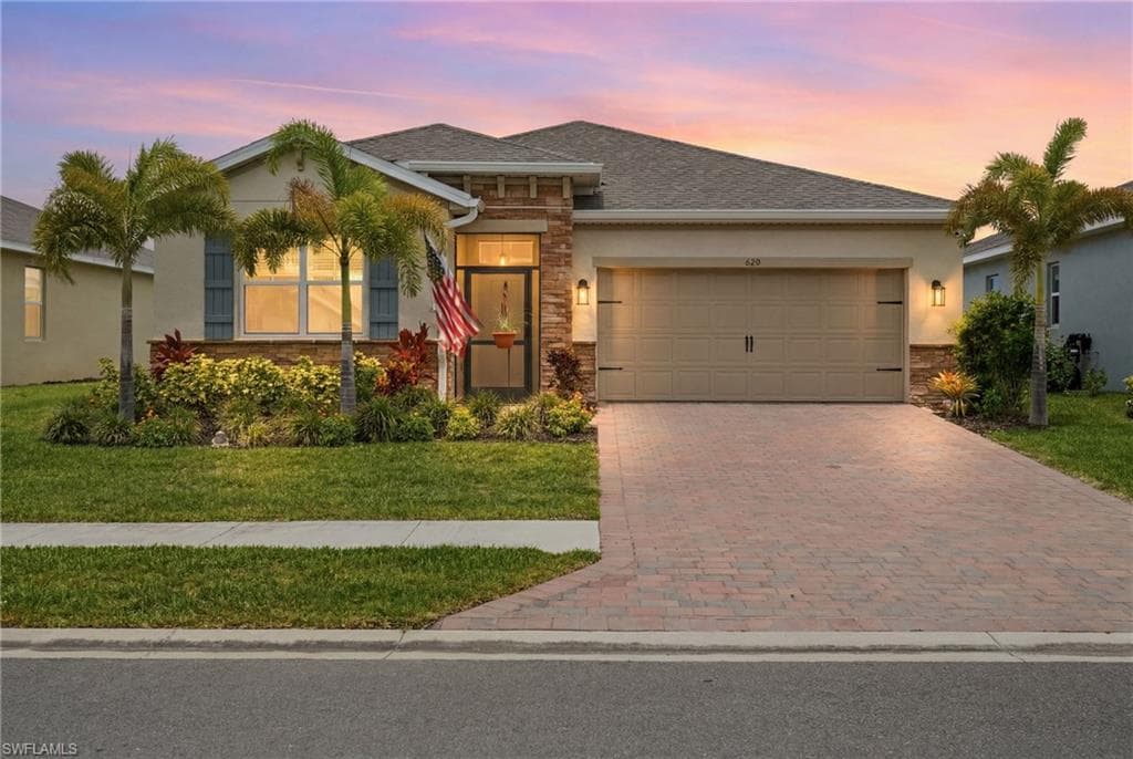 628 Parkshore Lake AVE-27