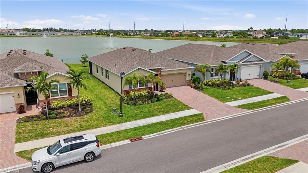 628 Parkshore Lake AVE-32