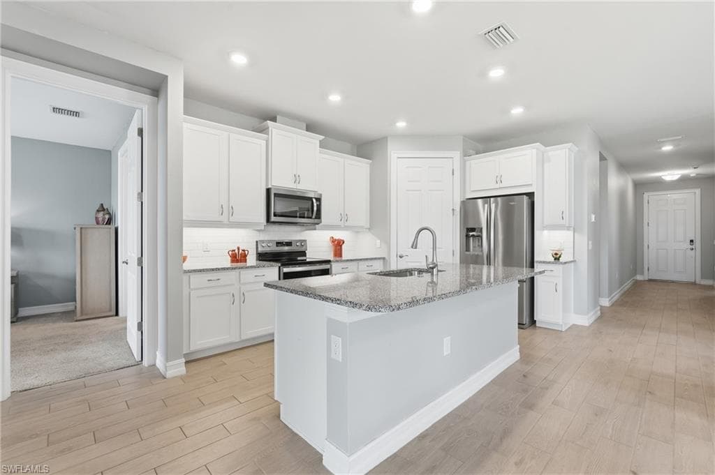 628 Parkshore Lake AVE-10