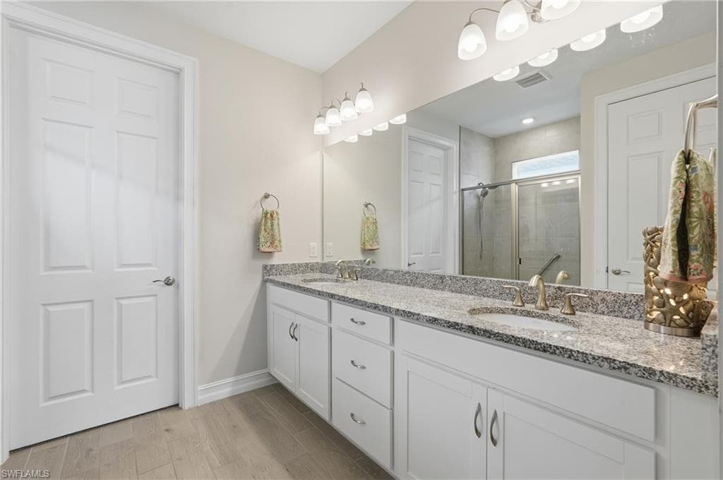 628 Parkshore Lake AVE-18
