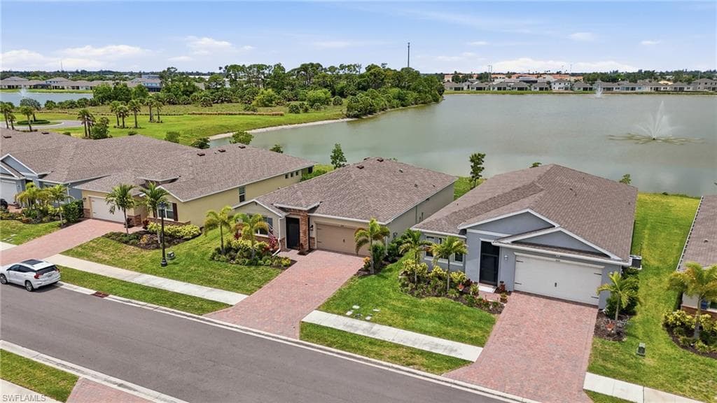 628 Parkshore Lake AVE-34