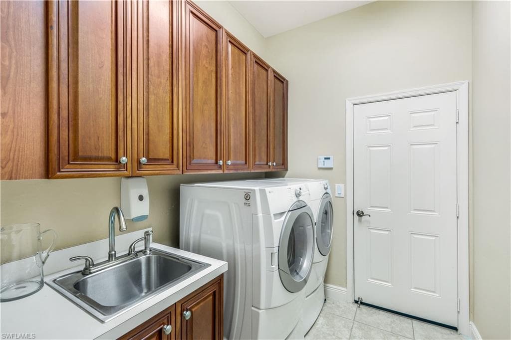 5661 Kensington LOOP-22