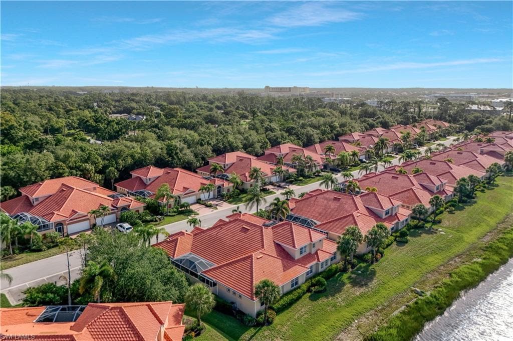 5661 Kensington LOOP-29