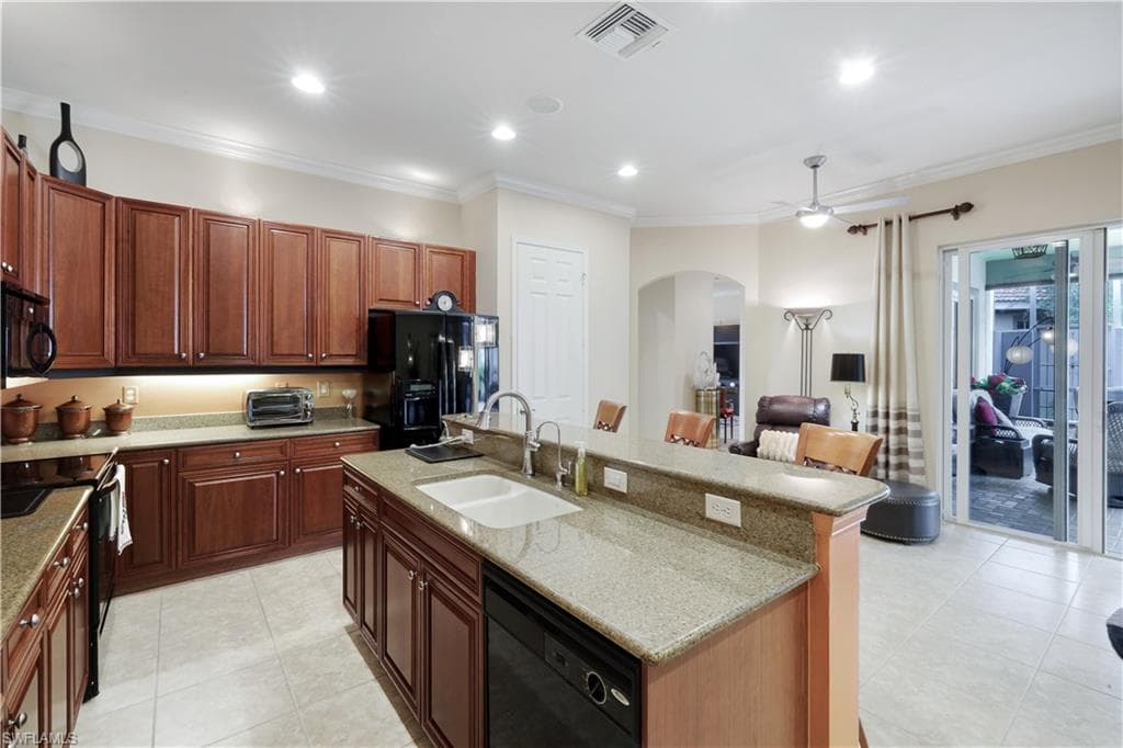 5661 Kensington LOOP-43