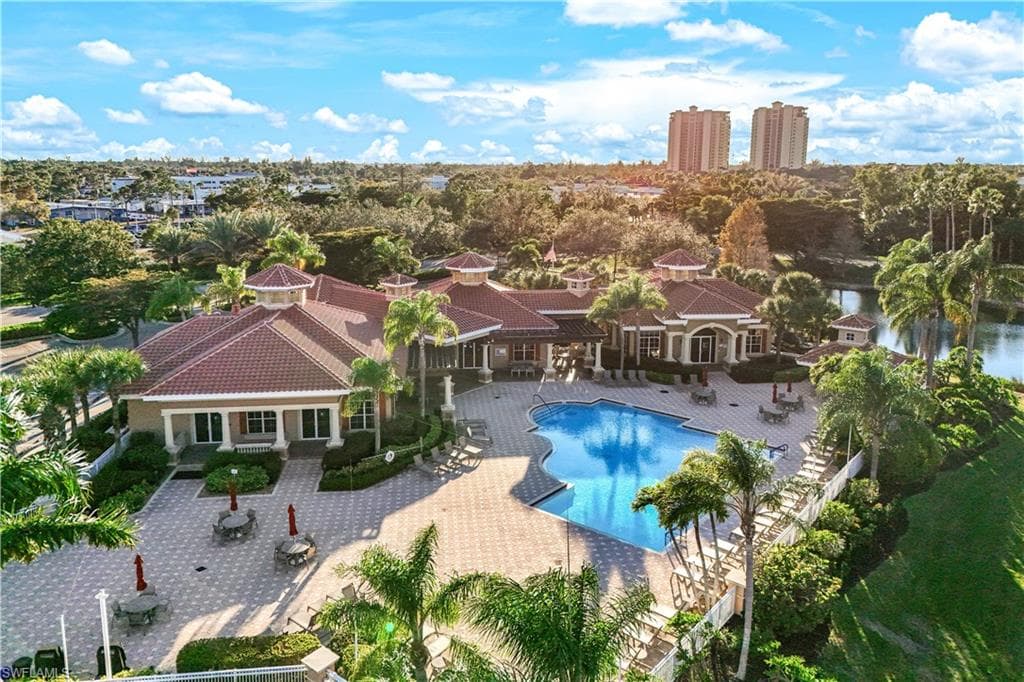 5661 Kensington LOOP-38