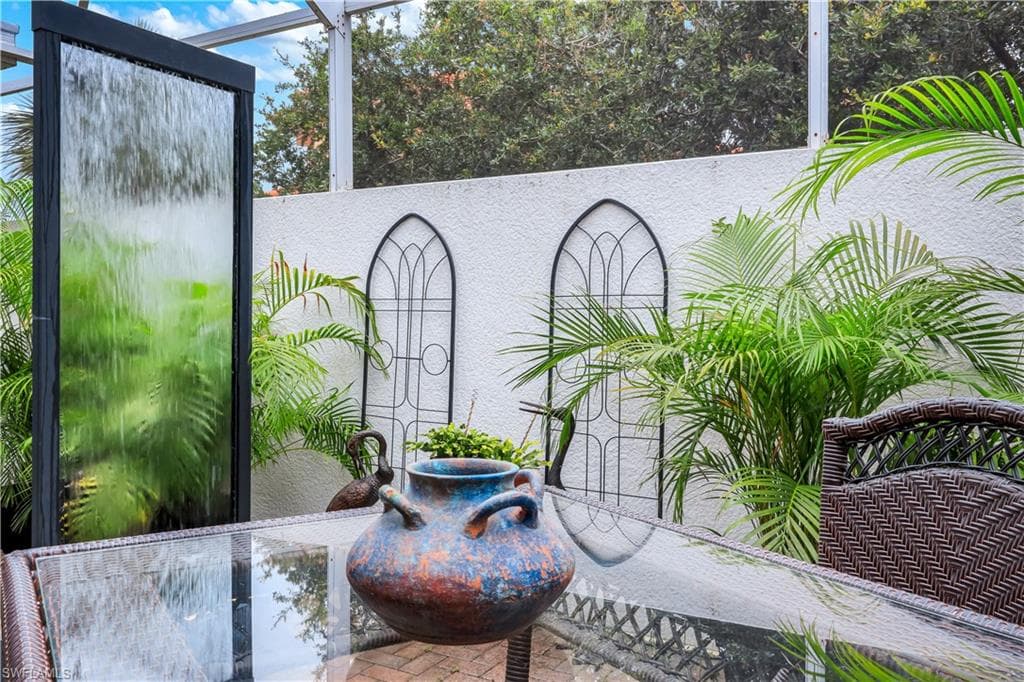 5661 Kensington LOOP-28