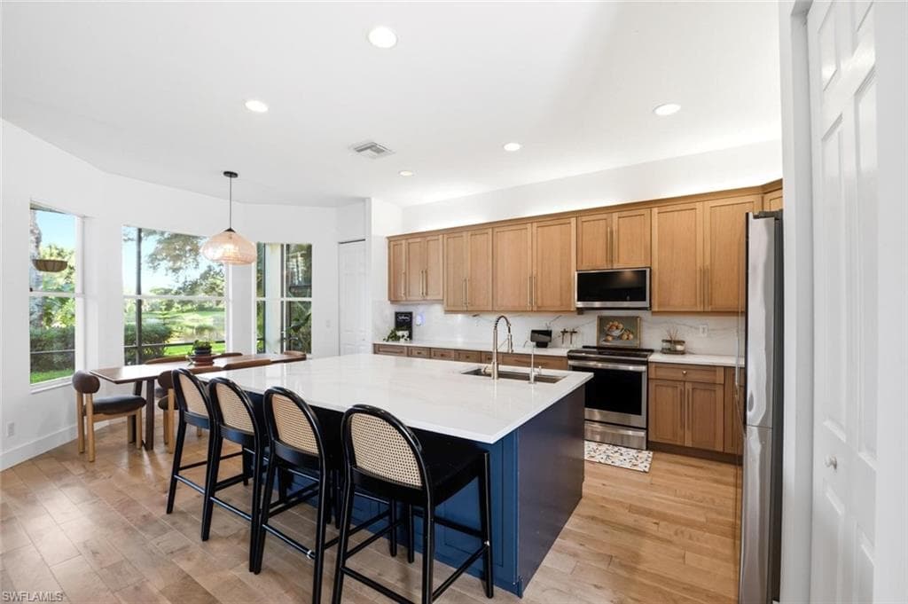 2292 Guadelupe DR-8