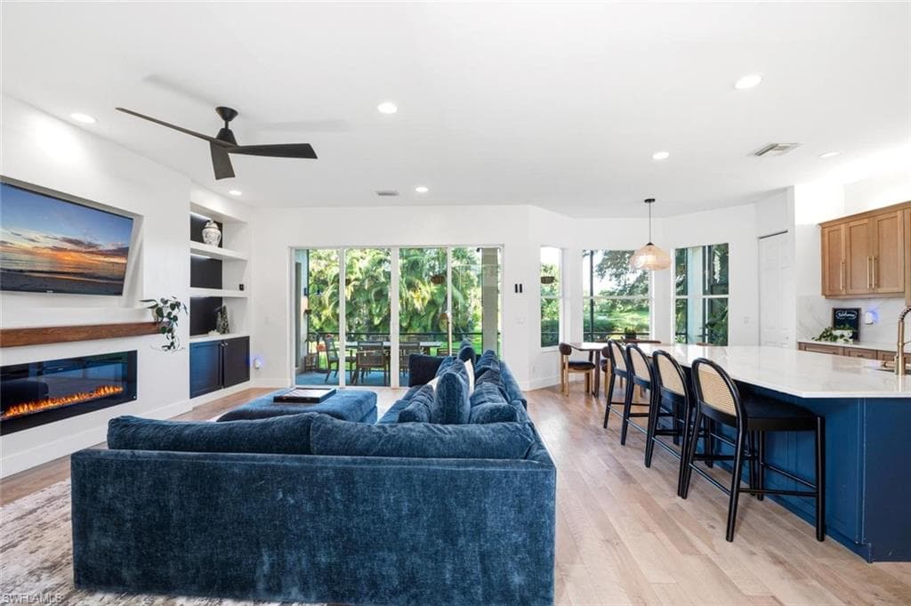 2292 Guadelupe DR-10