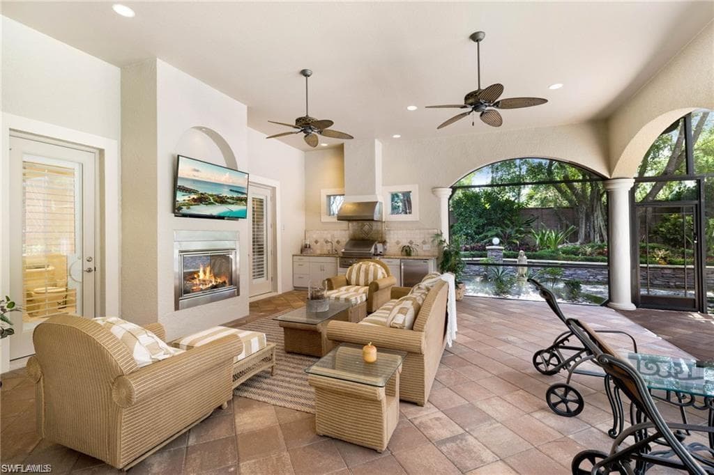 18580 Verona Lago DR-28