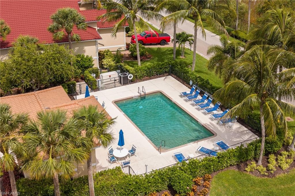 8724 Banyan Bay BLVD-41