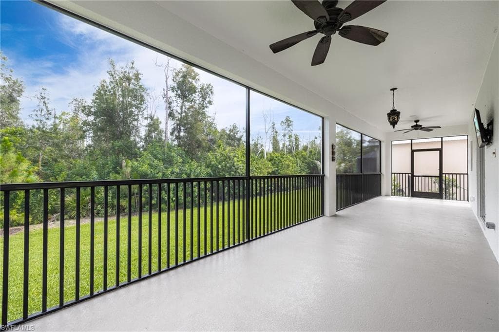 8724 Banyan Bay BLVD-27