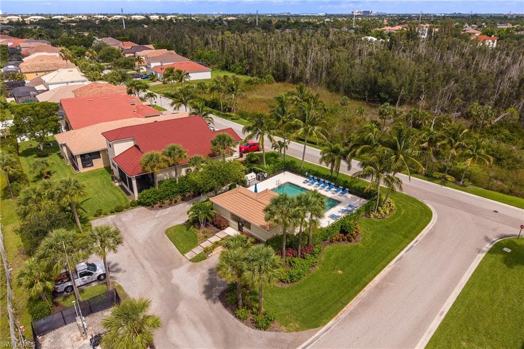 8724 Banyan Bay BLVD-43
