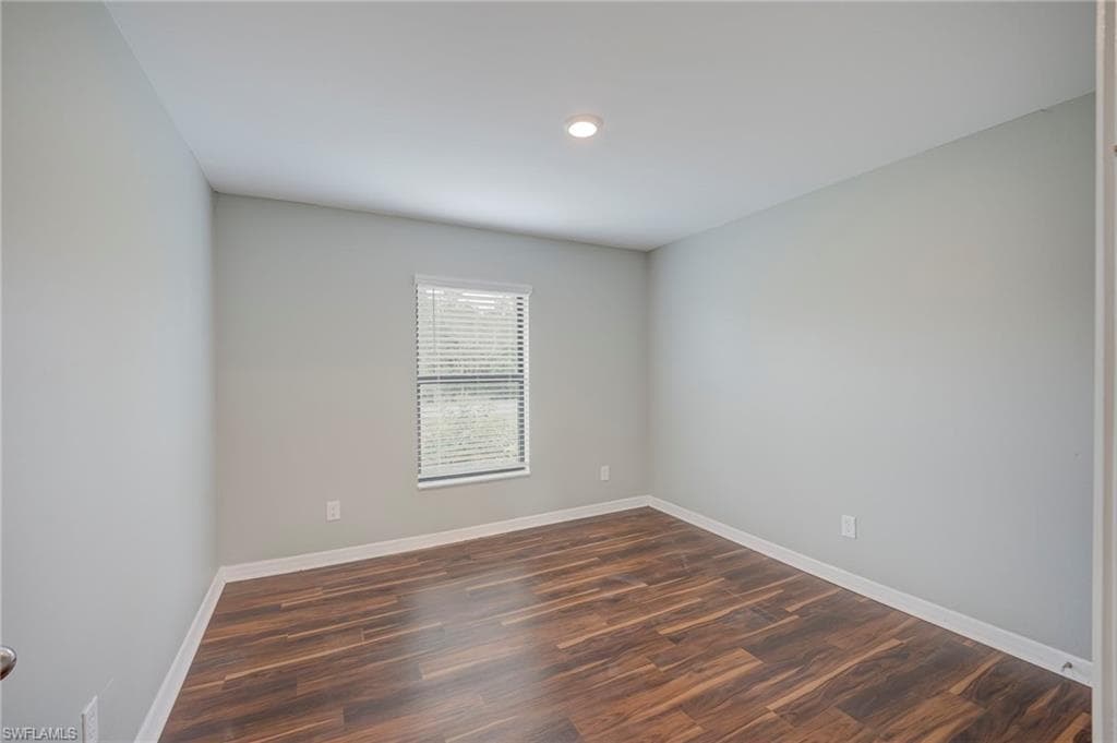 150 Blackstone DR-11