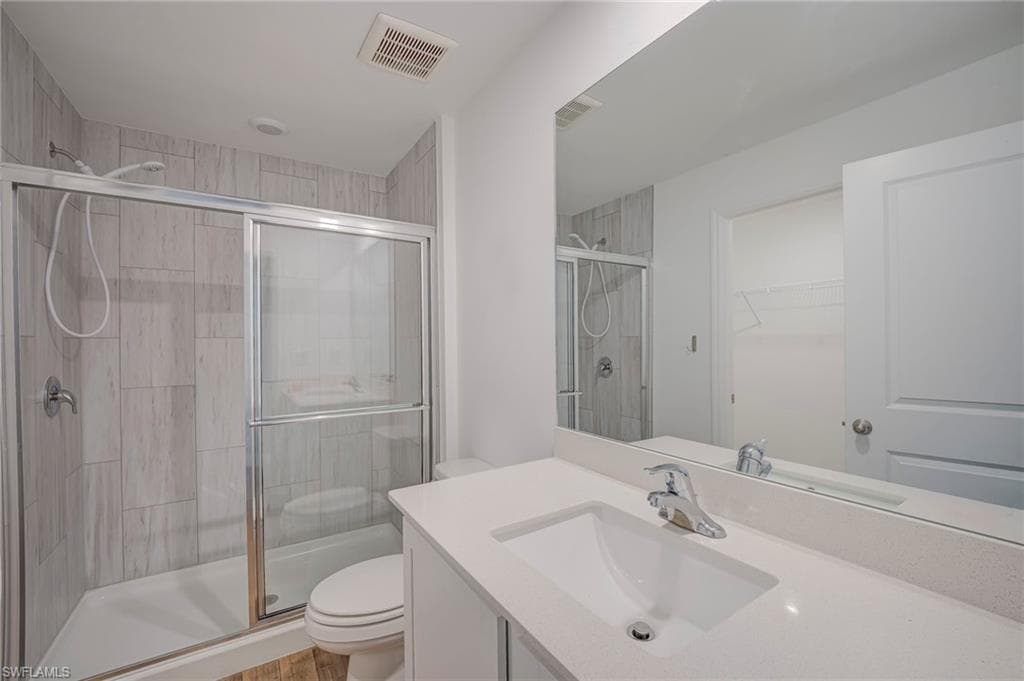 150 Blackstone DR-14