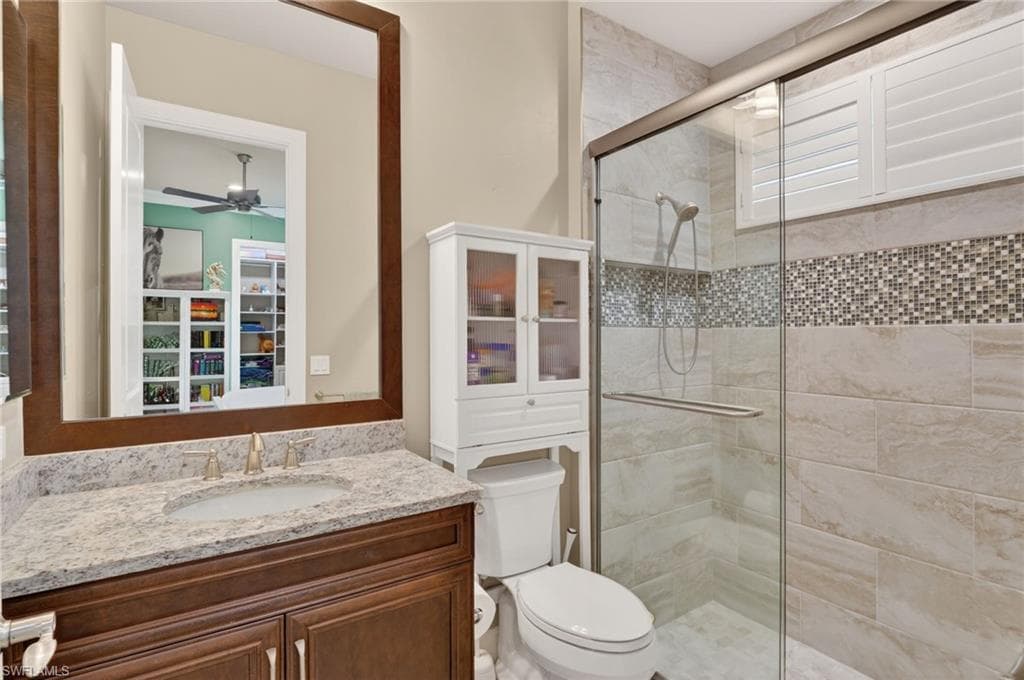 9595 Via Lago WAY-15