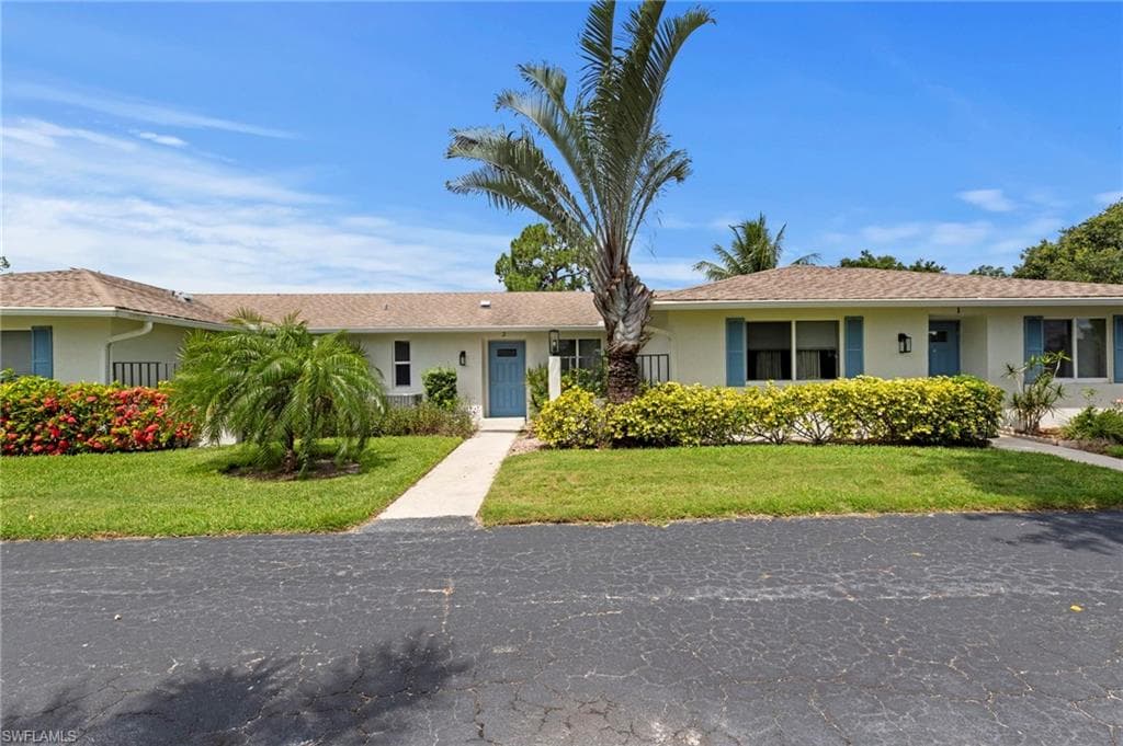 50 Glades BLVD 2-1