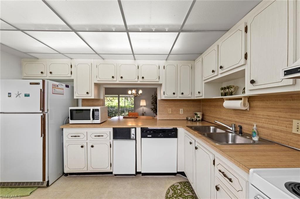 50 Glades BLVD 2-17