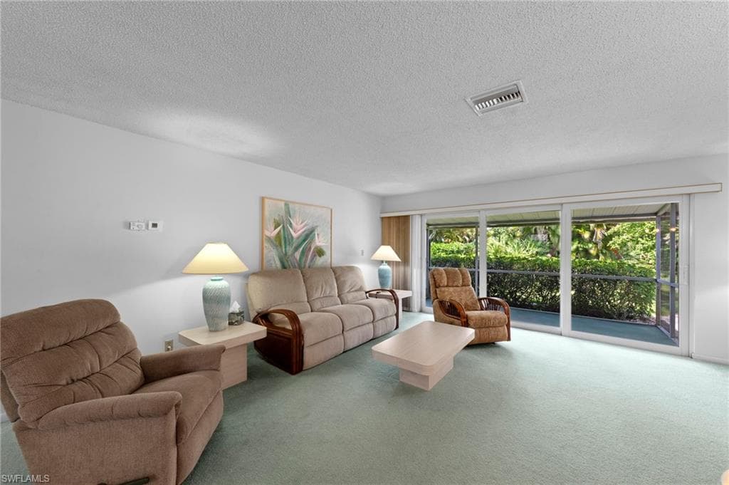 50 Glades BLVD 2-6