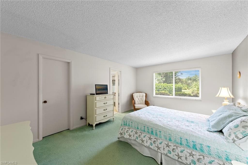 50 Glades BLVD 2-30