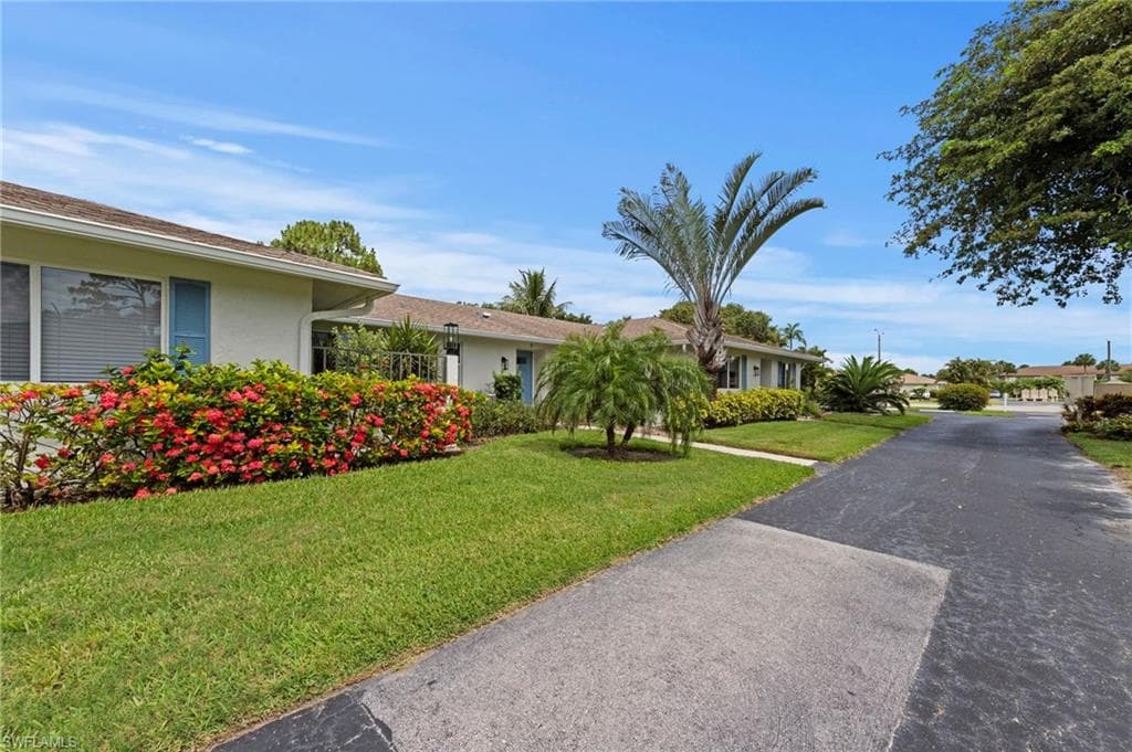 50 Glades BLVD 2-3