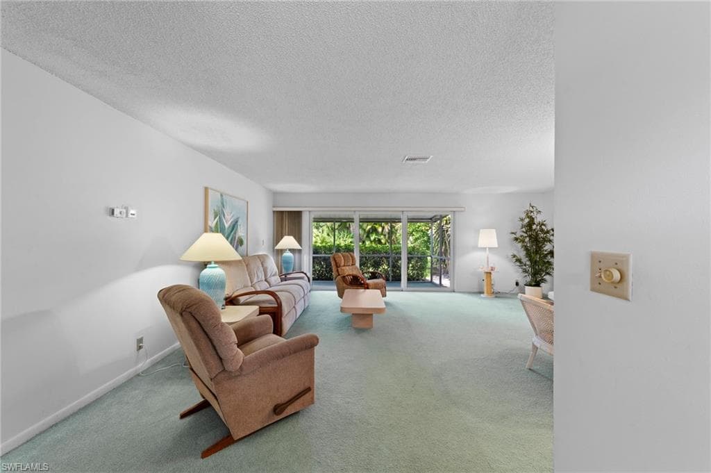 50 Glades BLVD 2-8