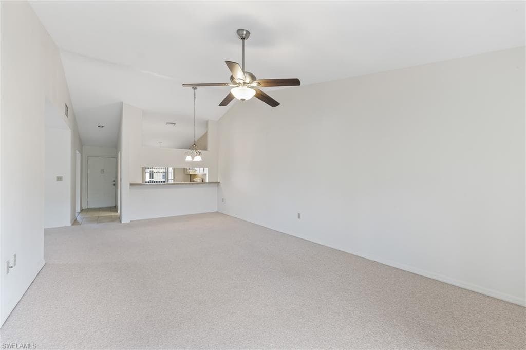 9305 Lake Park DR 204-5