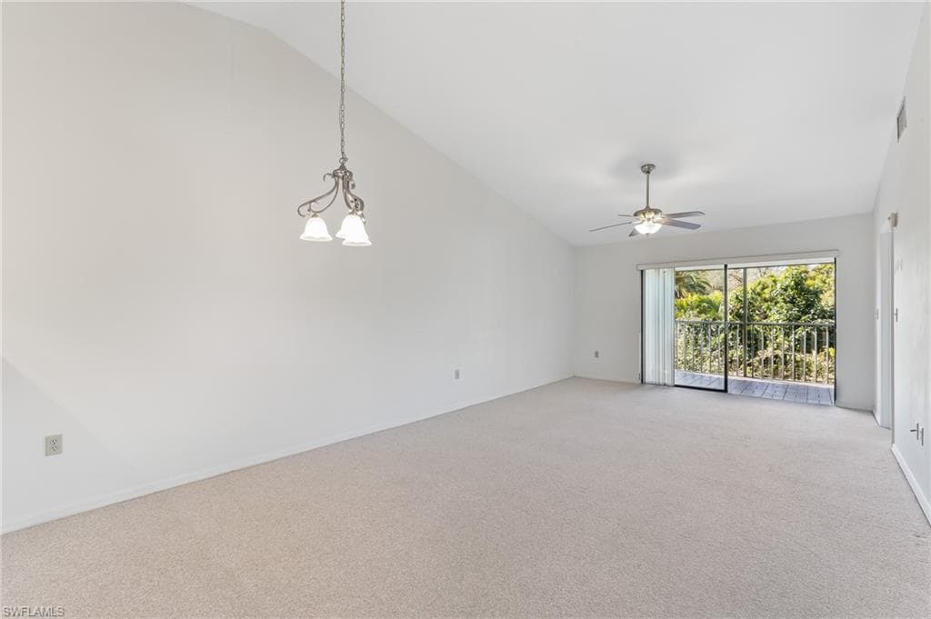 9305 Lake Park DR 204-4
