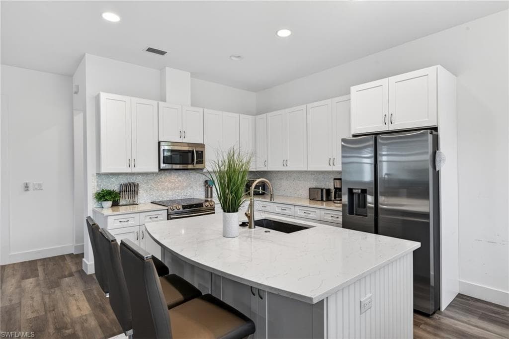 7753 Victoria Cove CT-10