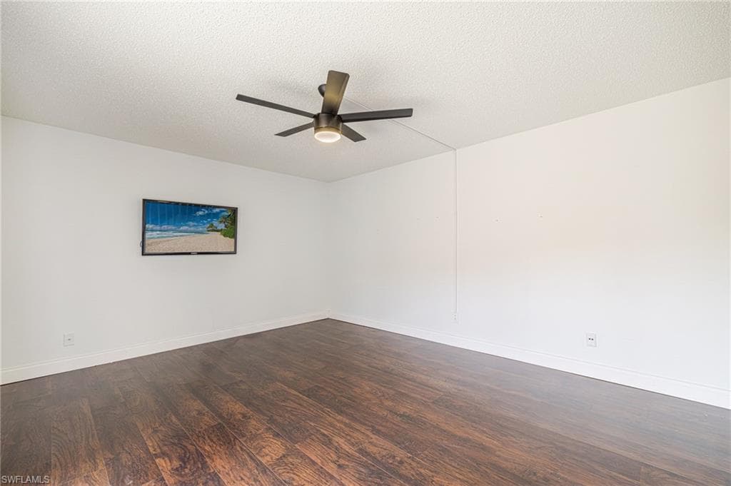 1418 Park Shore CIR 3-8