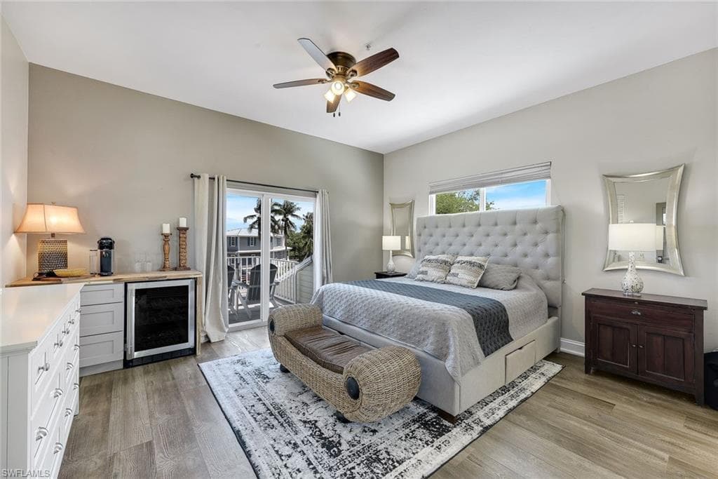 3858 Riviera CIR-26