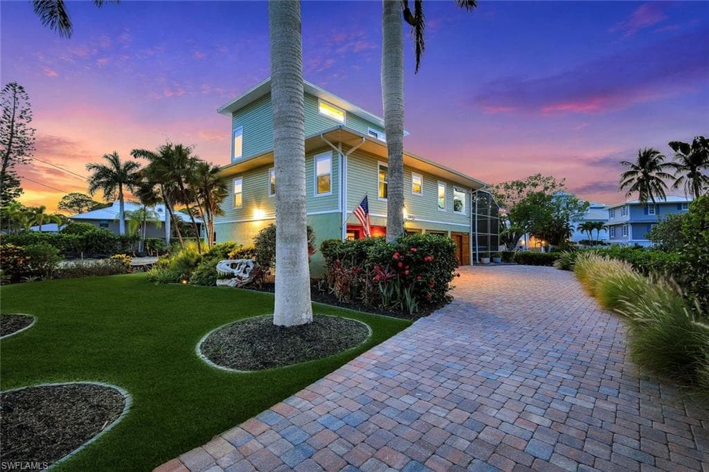 3858 Riviera CIR-4