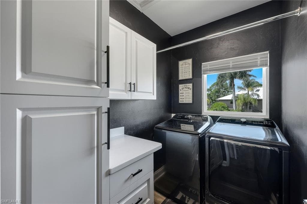 3858 Riviera CIR-33
