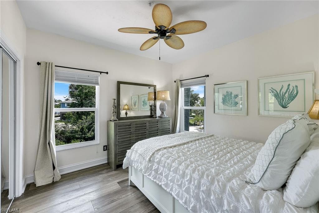 3858 Riviera CIR-32