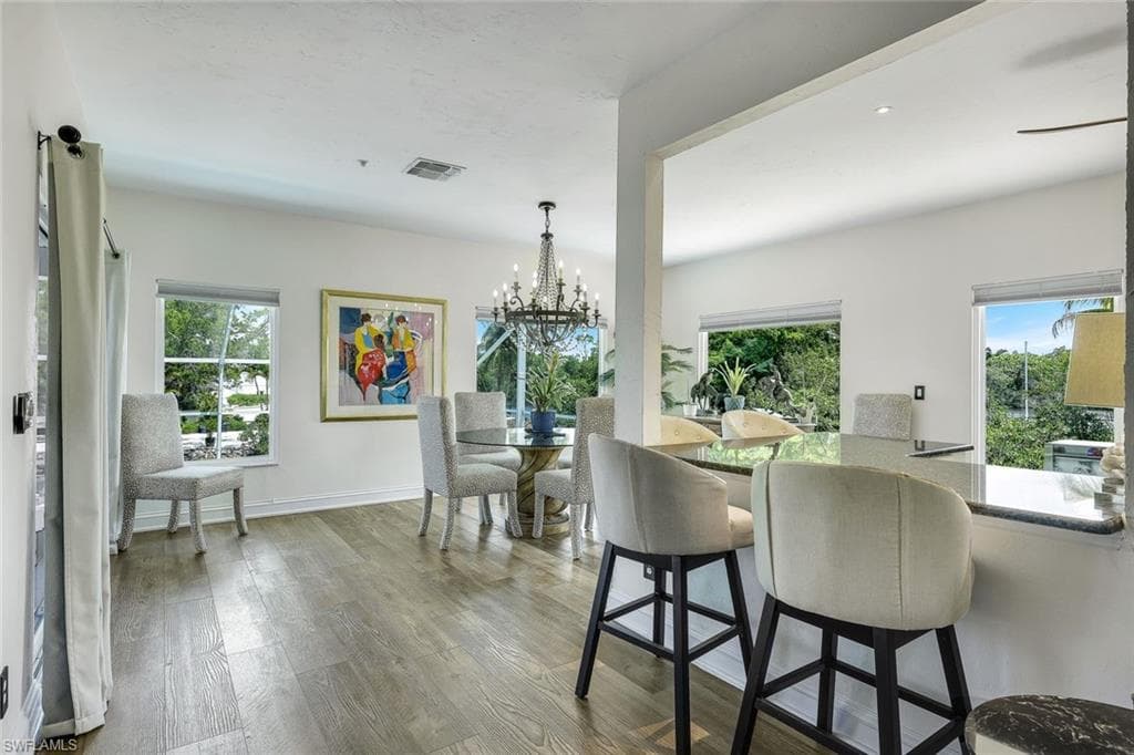 3858 Riviera CIR-18