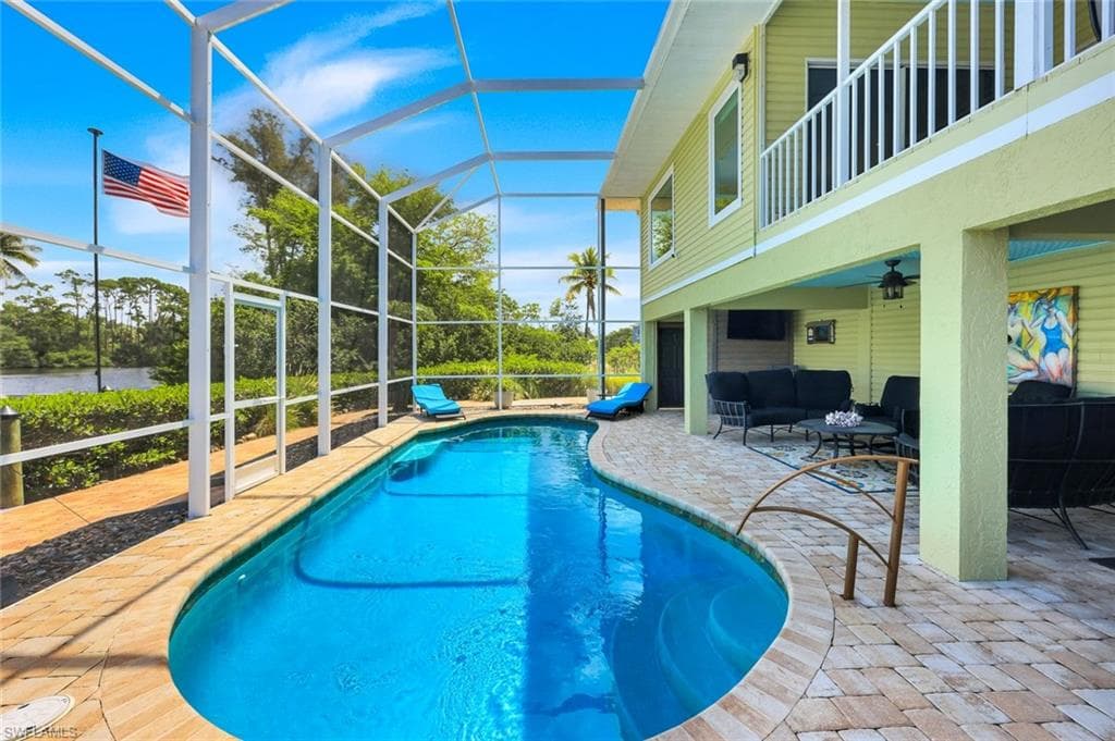 3858 Riviera CIR-39