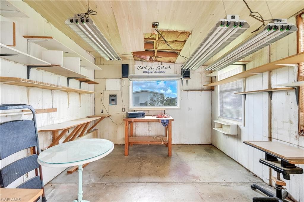 148 Seven Seas WAY-25