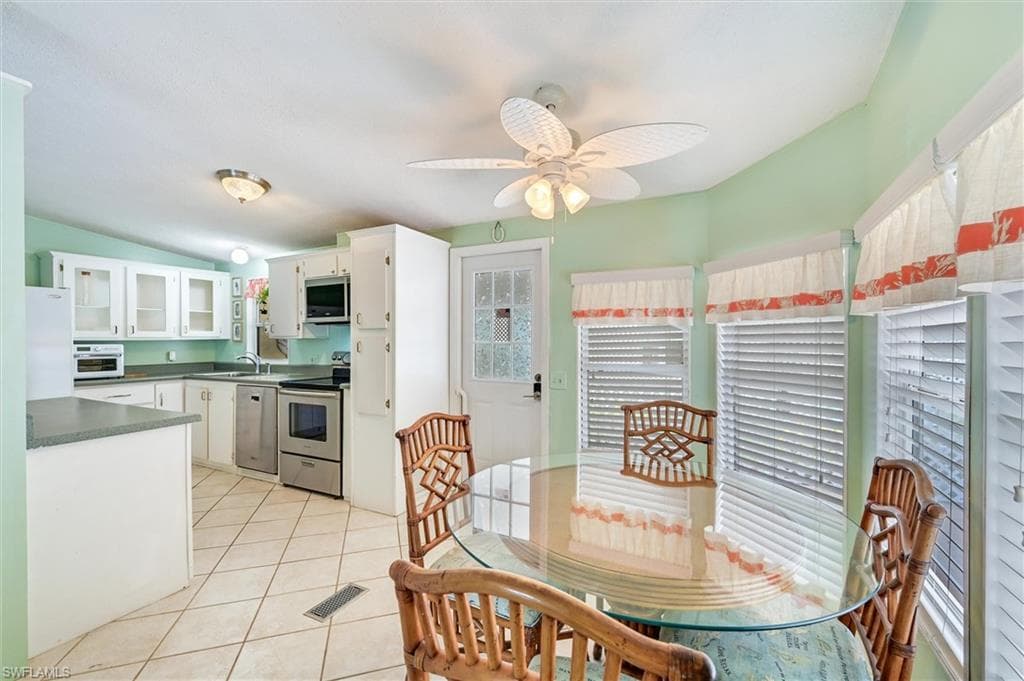 148 Seven Seas WAY-17