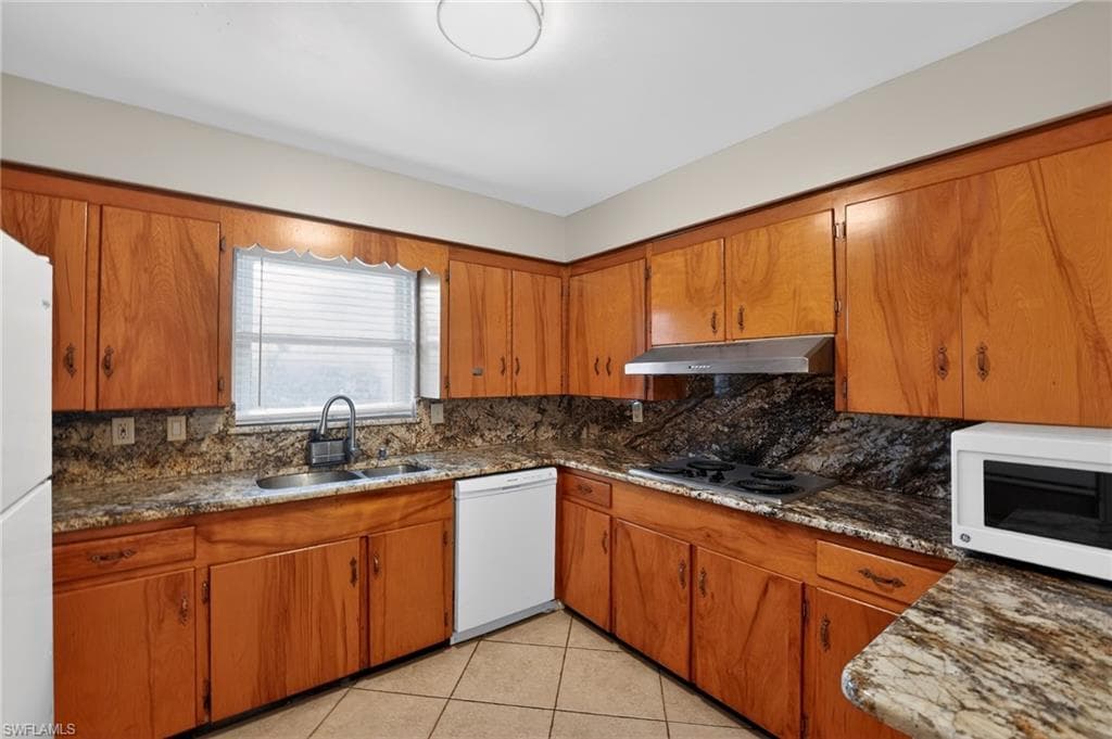 2505 Wood ST-16