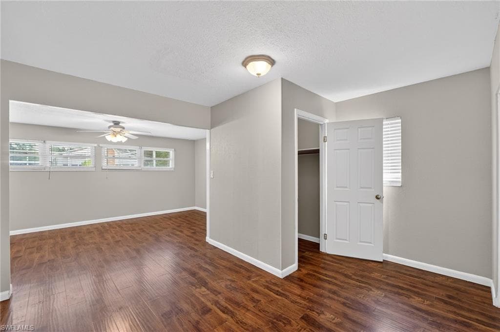 2505 Wood ST-37