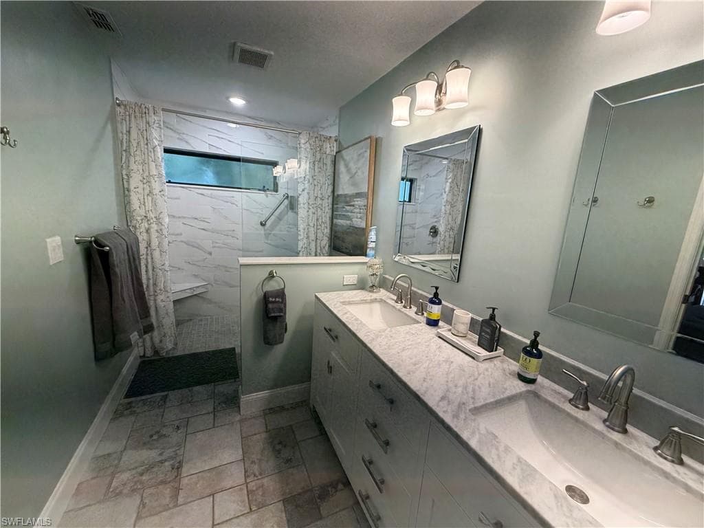 5883 Sand Oak DR-11