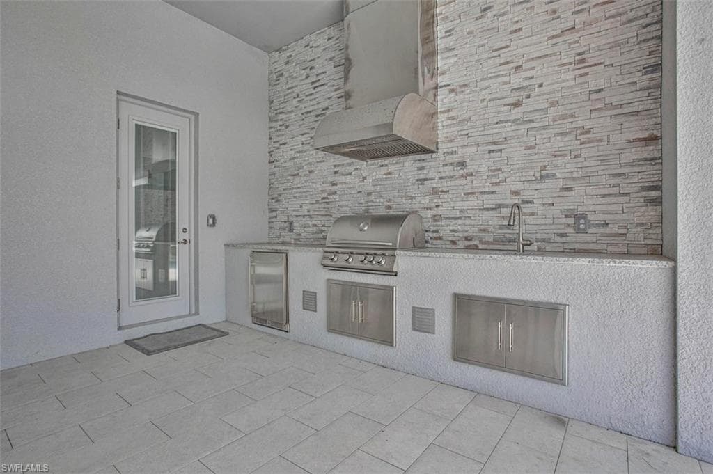 17331 Blue Sapphir Dr.-28