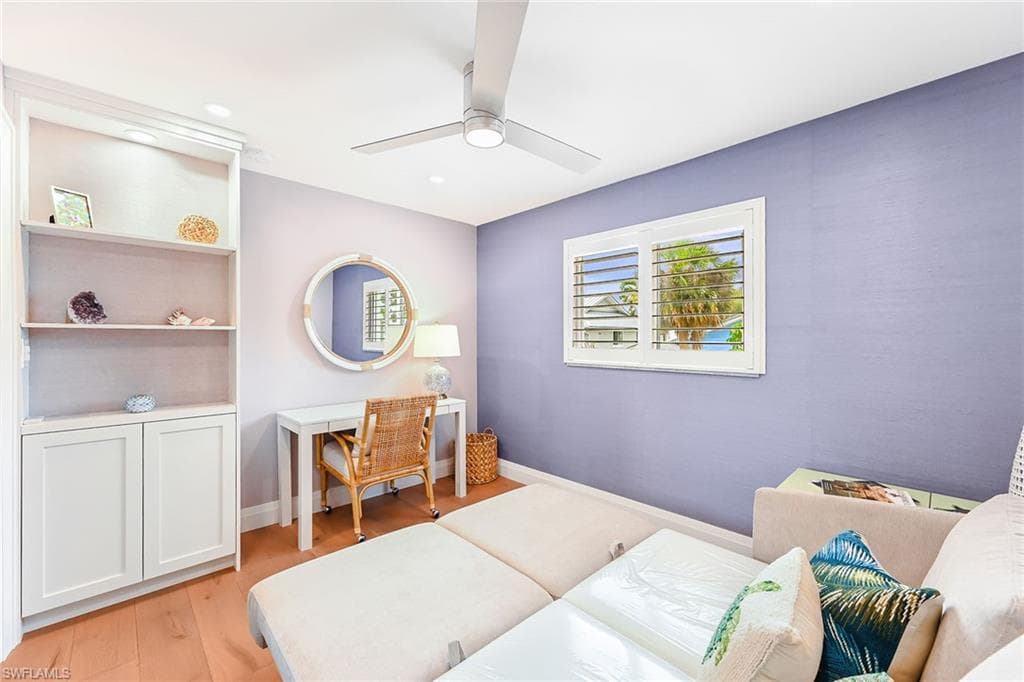 250 7th AVE S 207-17