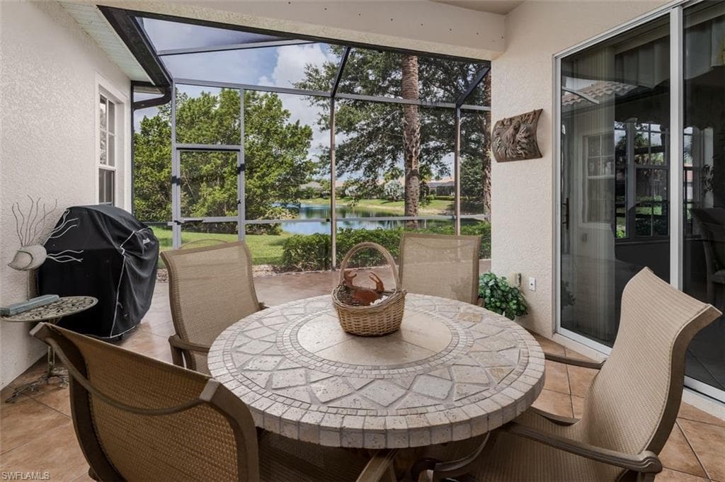 15821 Delaplata LN-2