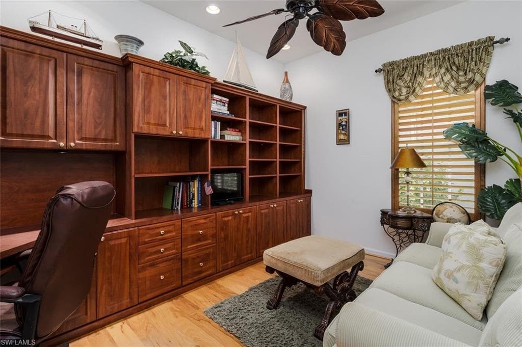 15821 Delaplata LN-9